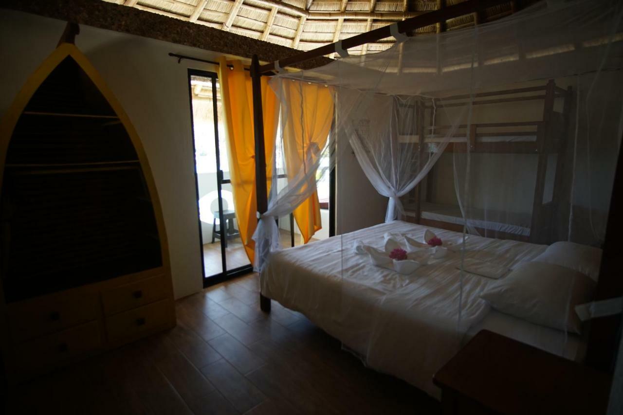 Iris Island Eco Resort บูซวงกา ภายนอก รูปภาพ